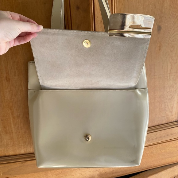 Gucci Shoulder Bag - Picture 4 of 4